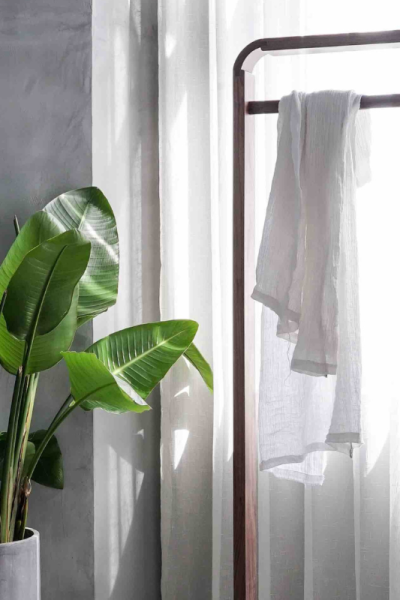 How to Hang Dry Clothes Inside Without Stiffness